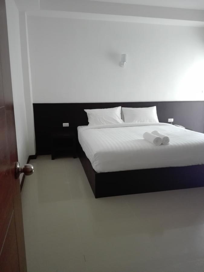 Ud House Aparthotel Udon Thani Bagian luar foto